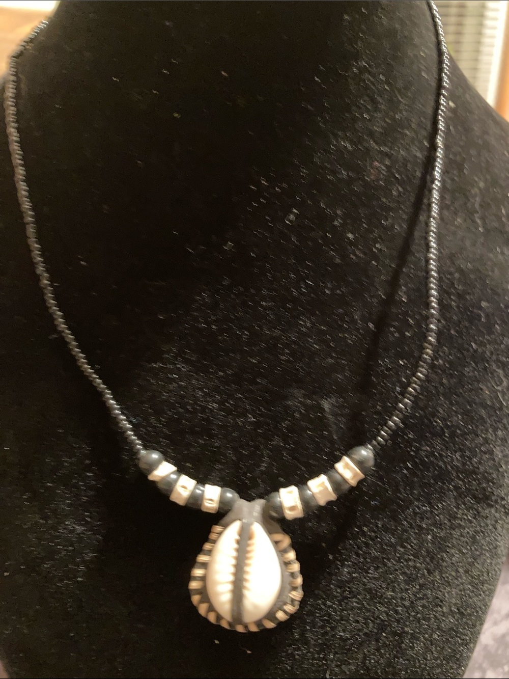 Handcrafted Black and White Shell Pendant Necklace